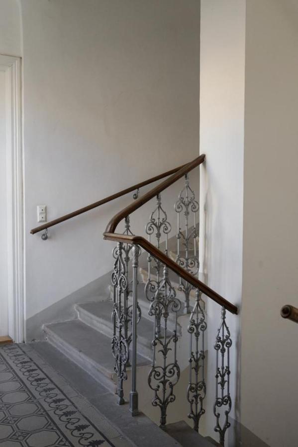 10-next Metro U3 Apartament